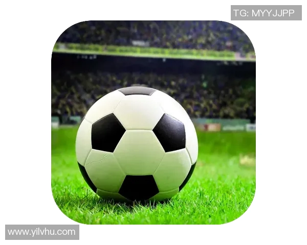 足球传奇星光闪耀 黑白九宫格带你走进球场英雄的精彩瞬间